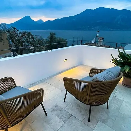 Lägenhet Casa Sotto Le Stelle - A Due Passi Dal Castelletto Di Brenzone